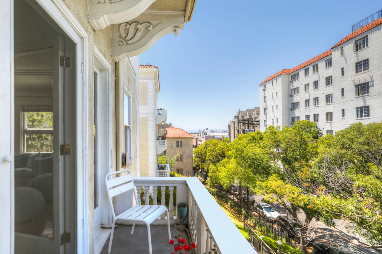 3400 San Marino St C Koreatown Tracy Do Coldwell Banker Realty