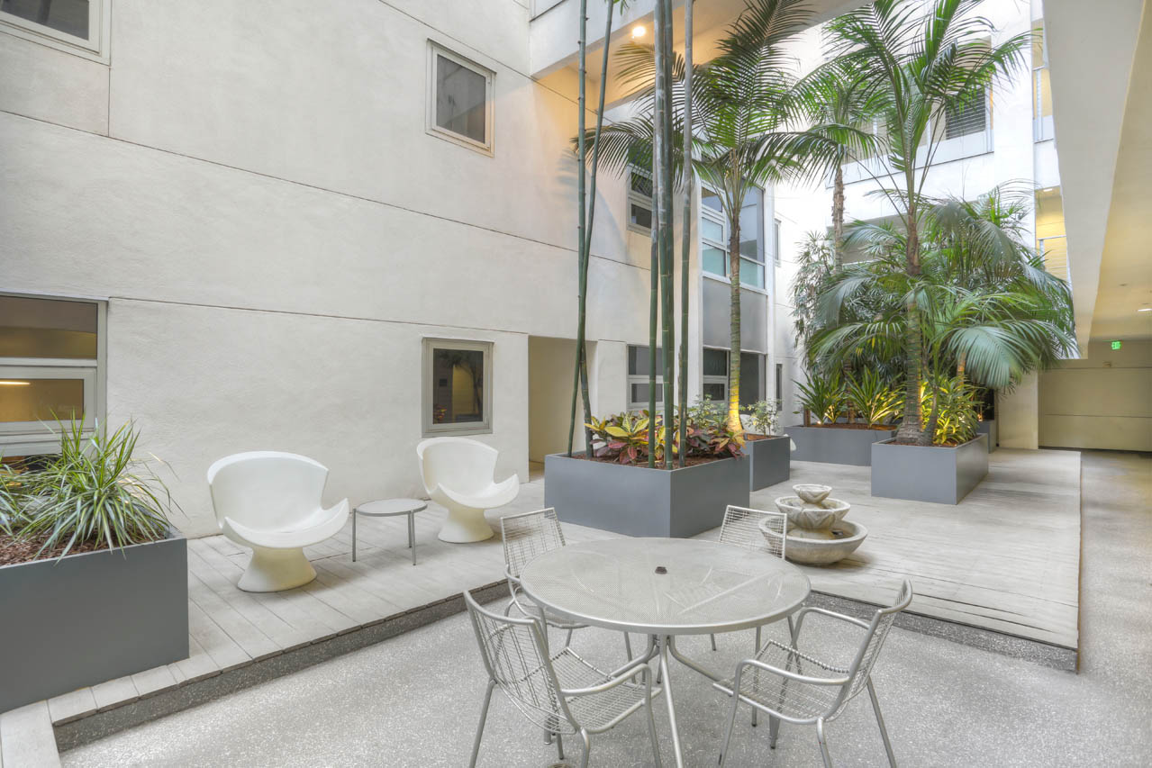 630 W 6th St 406 DTLA Tracy Do Coldwell Banker Realty