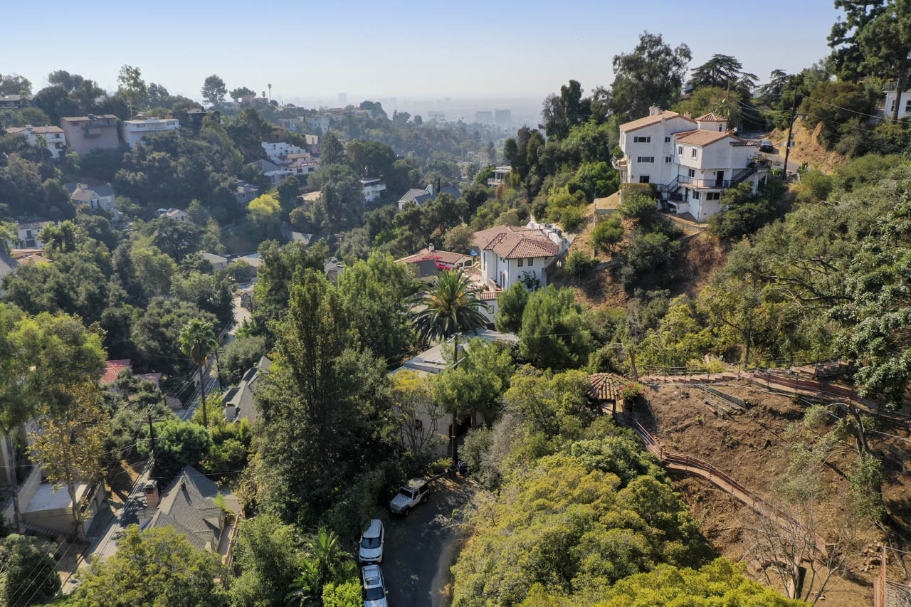 3015 Belden Dr Beachwood Canyon Tracy Do Coldwell Banker Realty