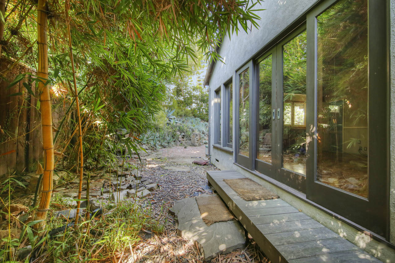 1959 Whitley Ave, Whitley Heights Tracy Do Compass Real Estate