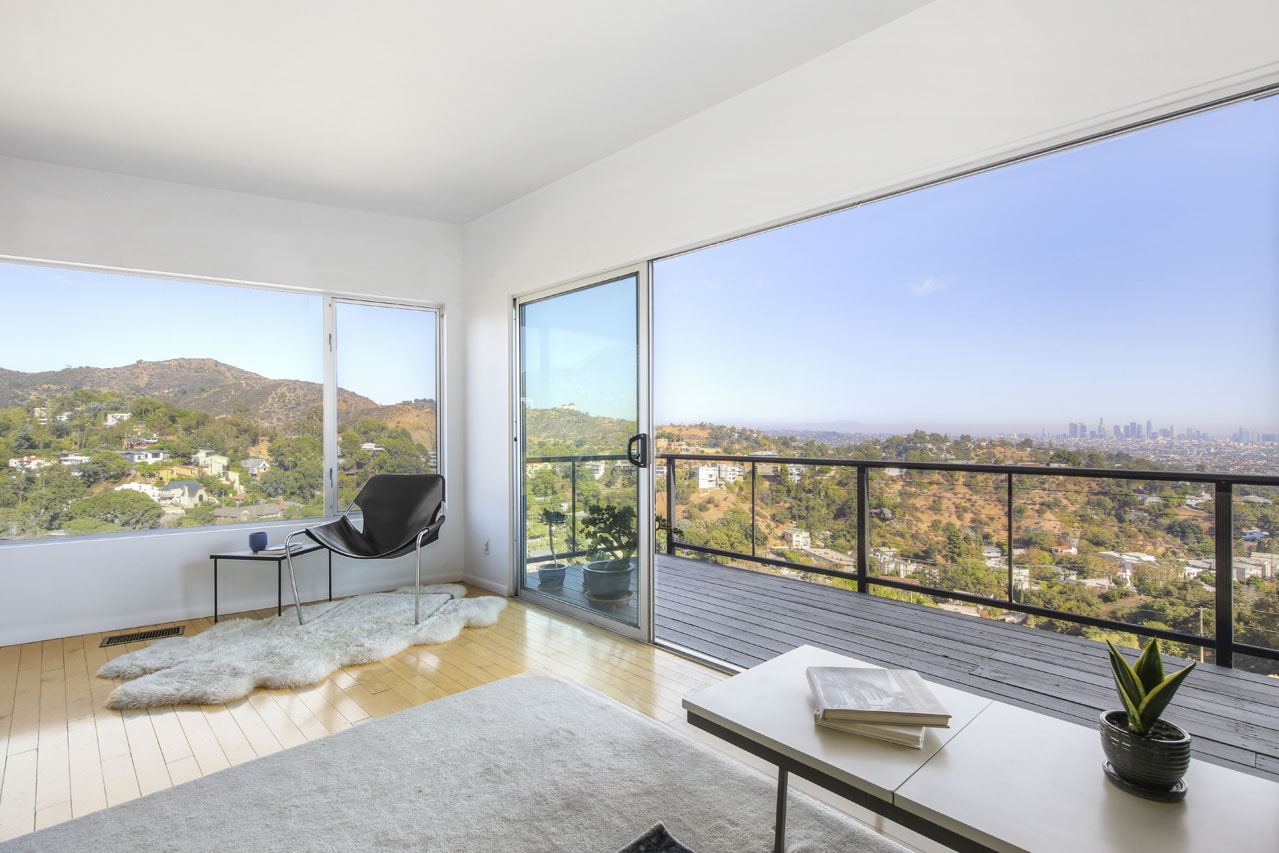 2860 Durand Dr Beachwood Canyon Tracy Do Compass Real Estate