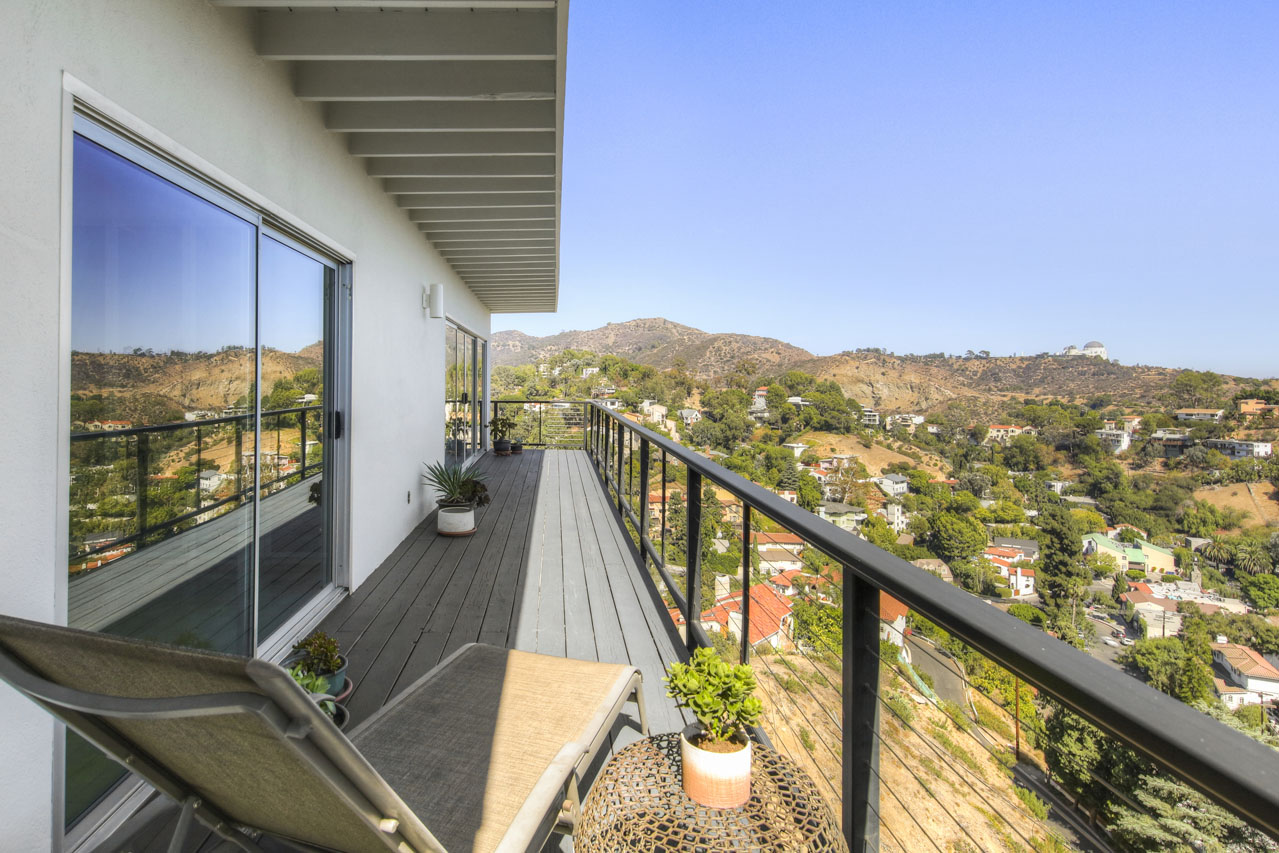 2860 Durand Dr Beachwood Canyon Tracy Do Compass Real Estate