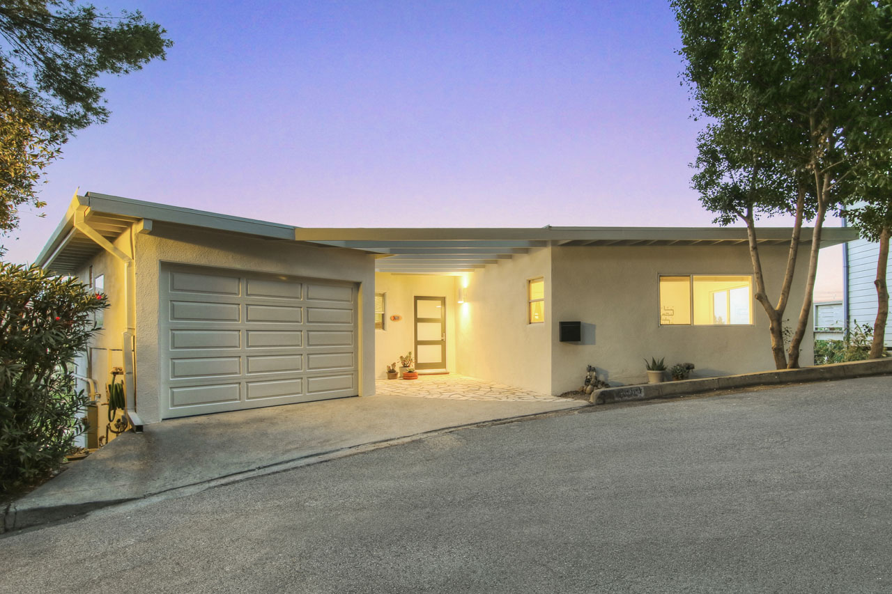 2860 Durand Dr Beachwood Canyon Tracy Do Coldwell Banker Realty