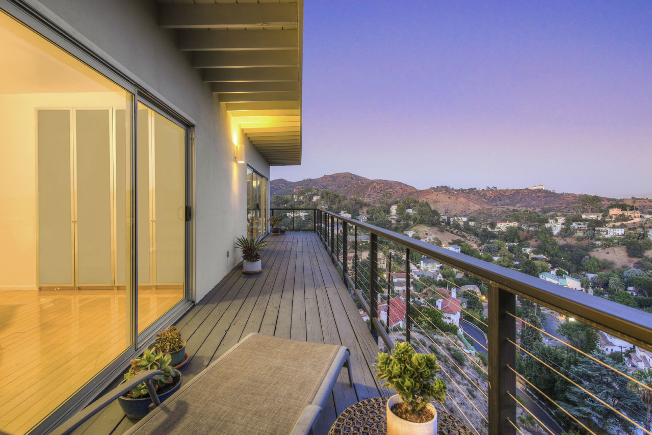 2860 Durand Dr Beachwood Canyon Tracy Do Compass Real Estate