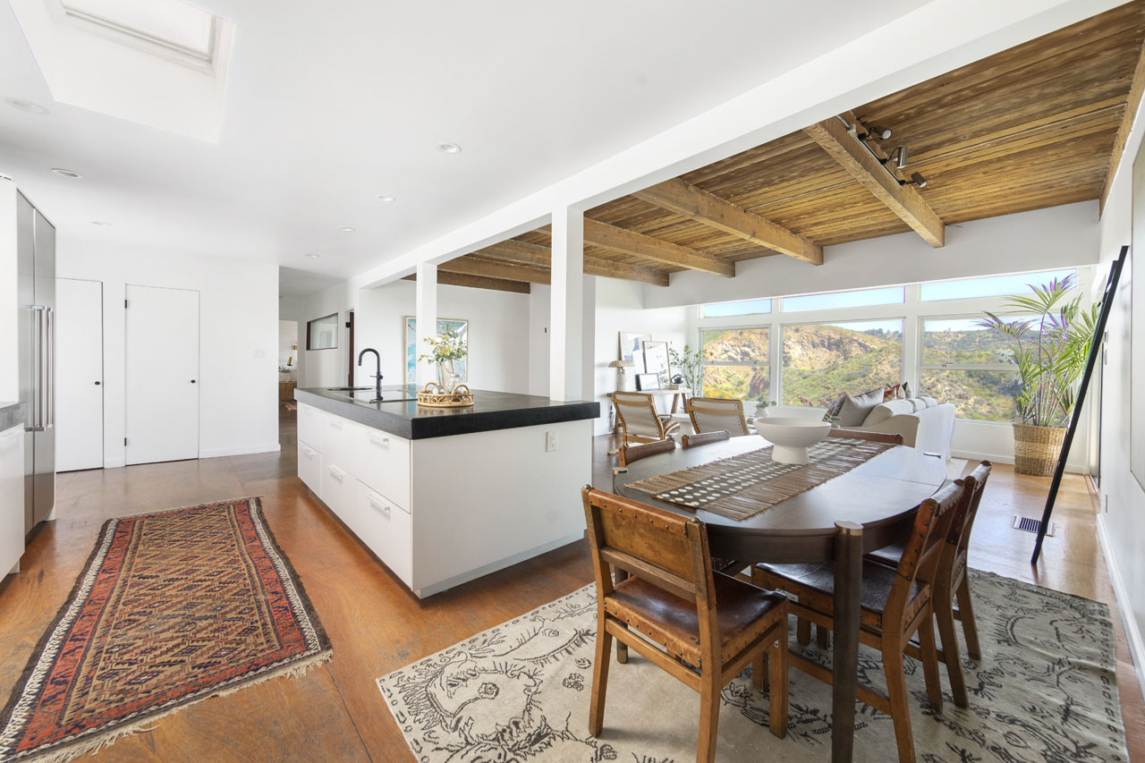 2842 Hollyridge Dr Beachwood Canyon Tracy Do Coldwell Banker Realty