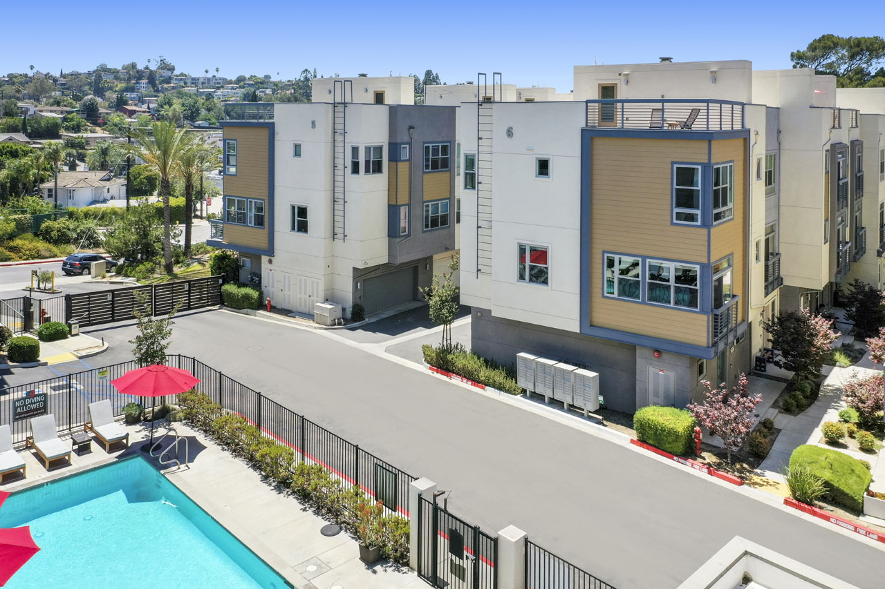 2753 Waverly Dr 606 Silver Lake Tracy Do Coldwell Banker Realty