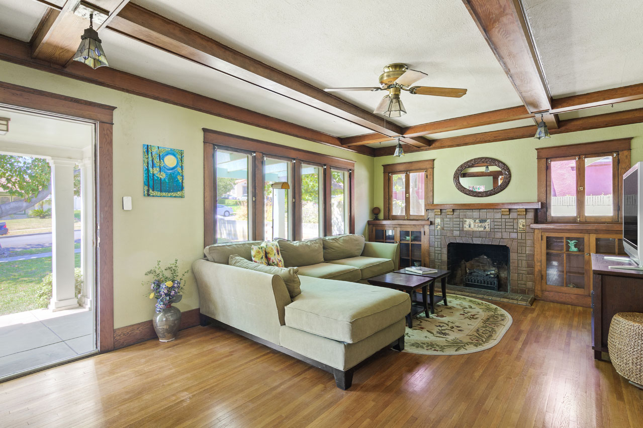 5208 N Maywood Ave Eagle Rock Tracy Do Coldwell Banker Realty