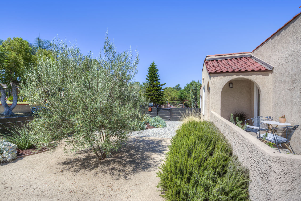 5489 Keats St El Sereno Tracy Do Coldwell Banker Realty