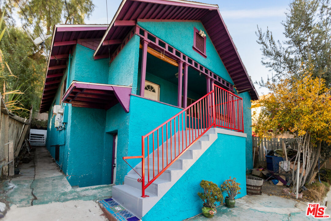 599,000 for a Charming Home in Lincoln Heights Tracy Do Coldwell