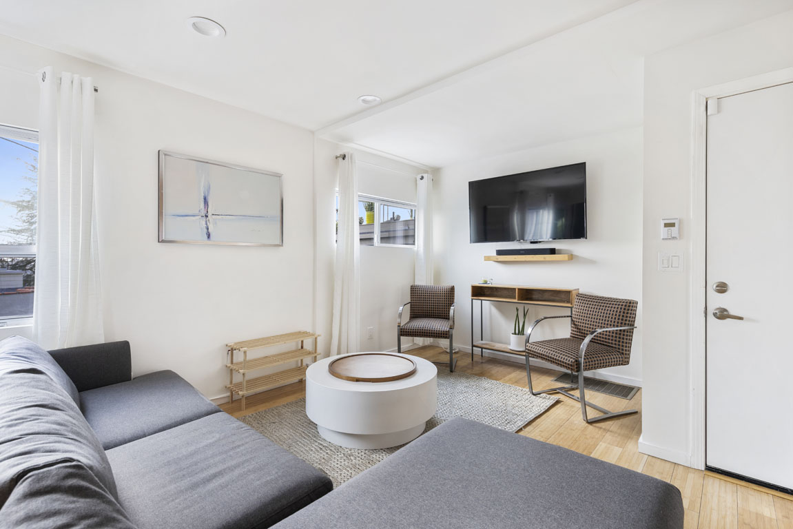 1727 1/2 ster Ave Silver Lake Tracy Do Coldwell Banker Realty