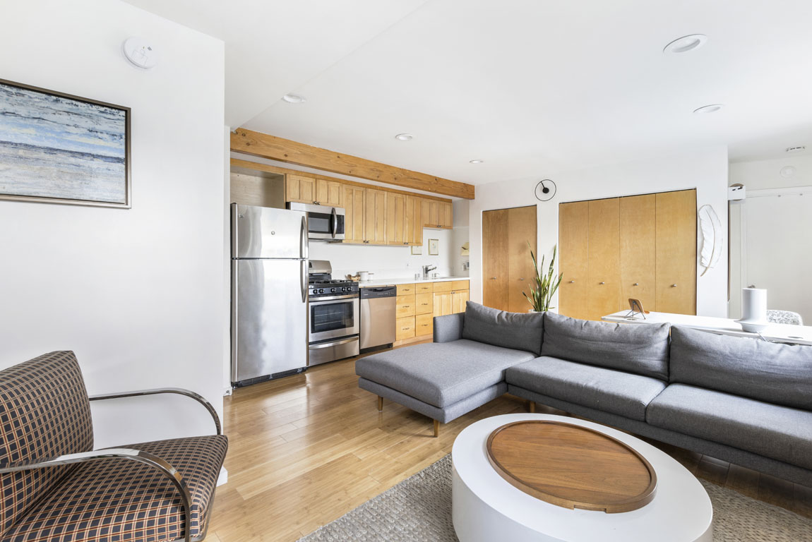 1727 1/2 ster Ave Silver Lake Tracy Do Coldwell Banker Realty