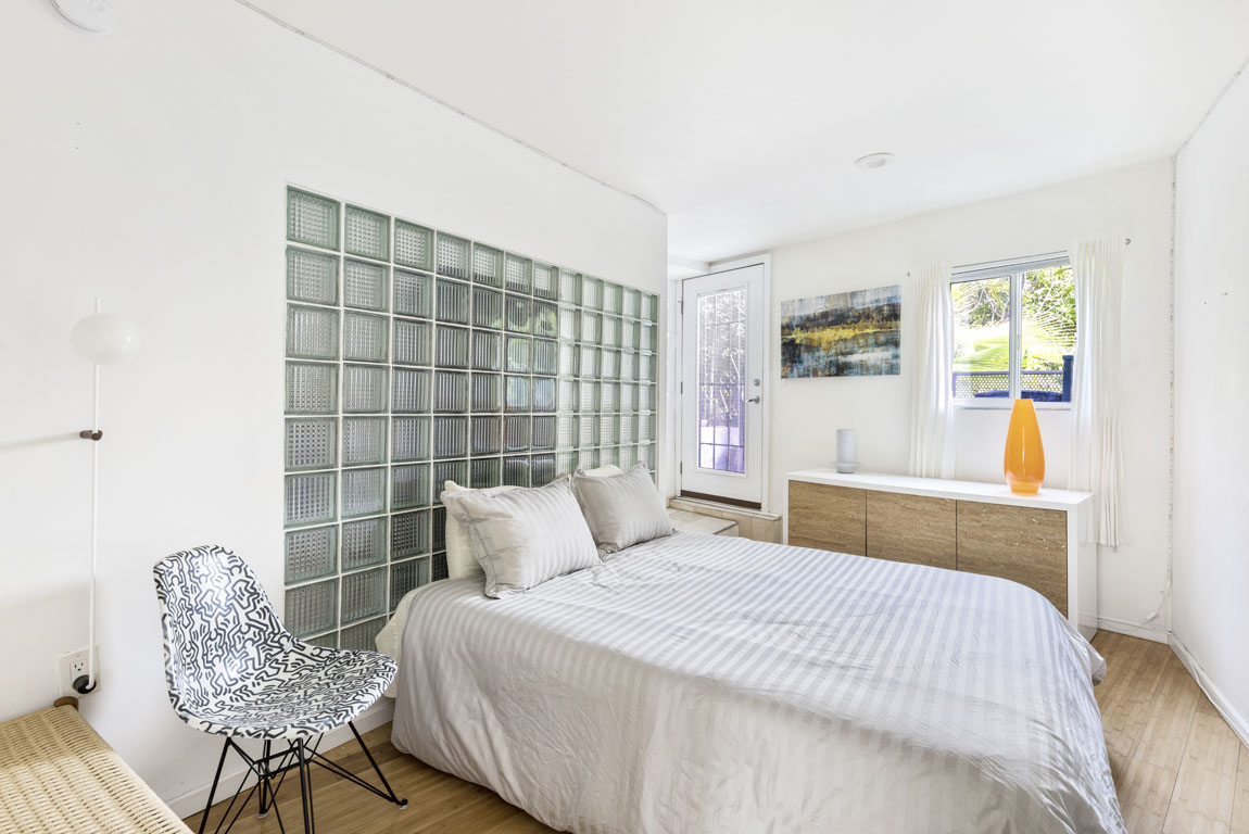 1727 1/2 ster Ave Silver Lake Tracy Do Coldwell Banker Realty