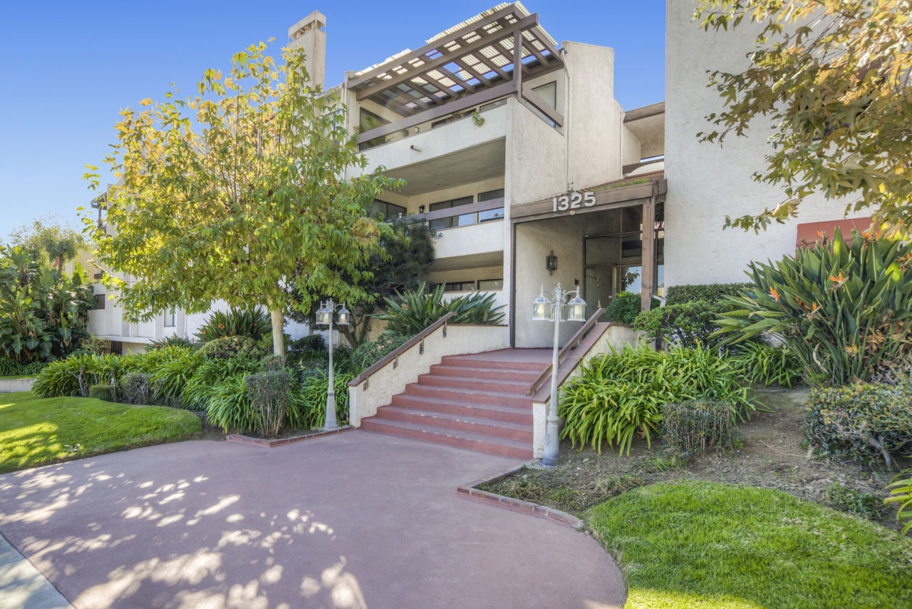 1325 Valley View Rd 110 Glendale Tracy Do Coldwell Banker Realty