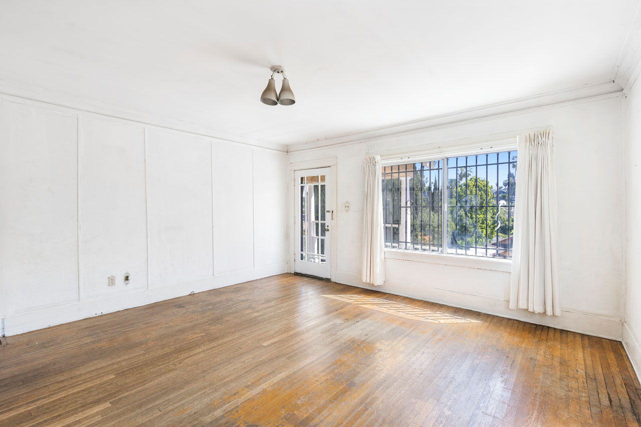 1323 McCollum St Silver Lake Tracy Do Coldwell Banker Realty