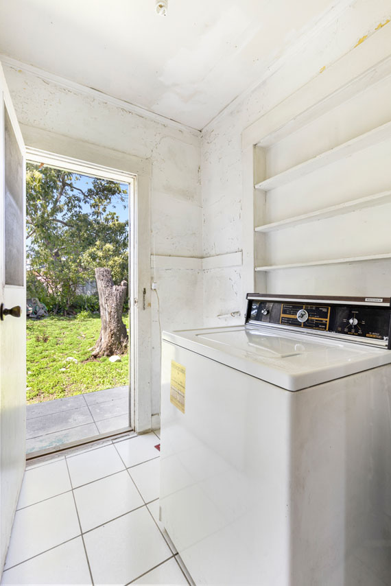 1323 McCollum St Silver Lake Tracy Do Coldwell Banker Realty