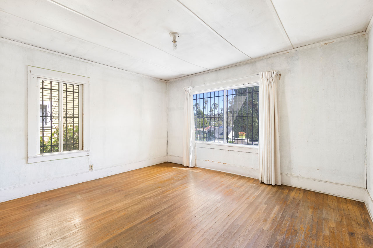 1323 McCollum St Silver Lake Tracy Do Coldwell Banker Realty