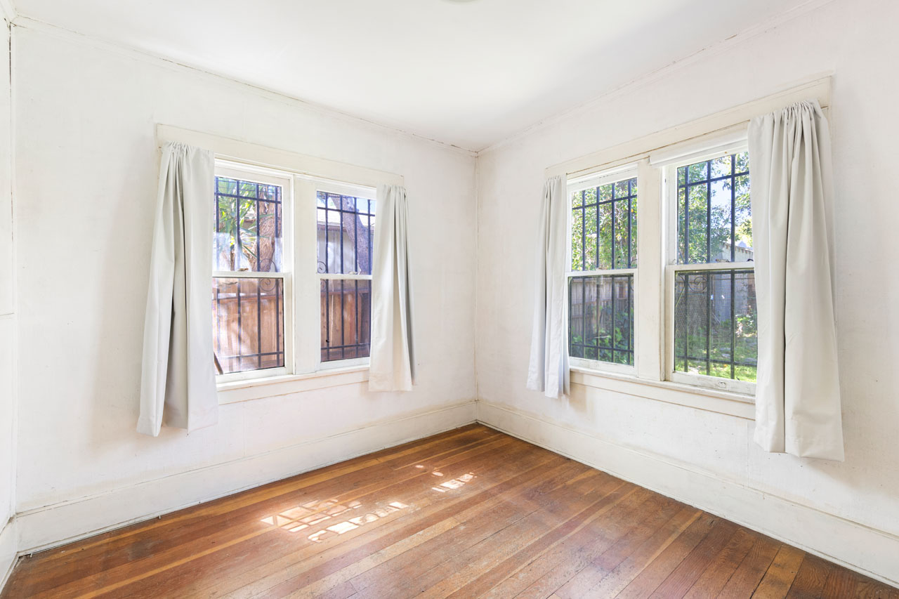 1323 McCollum St Silver Lake Tracy Do Coldwell Banker Realty