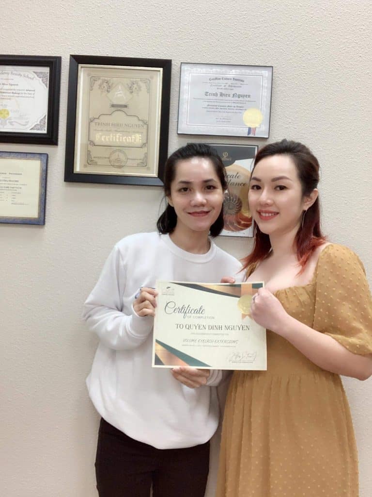 Dallas eyelash extension training Tracy Lash n Brow