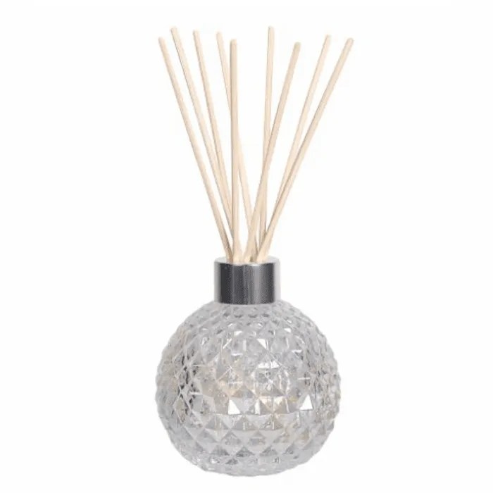 Clear Lustre Glass Reed Diffuser with 50 Rattan Reeds plus one 200ml Oil The Only Way Is Melts