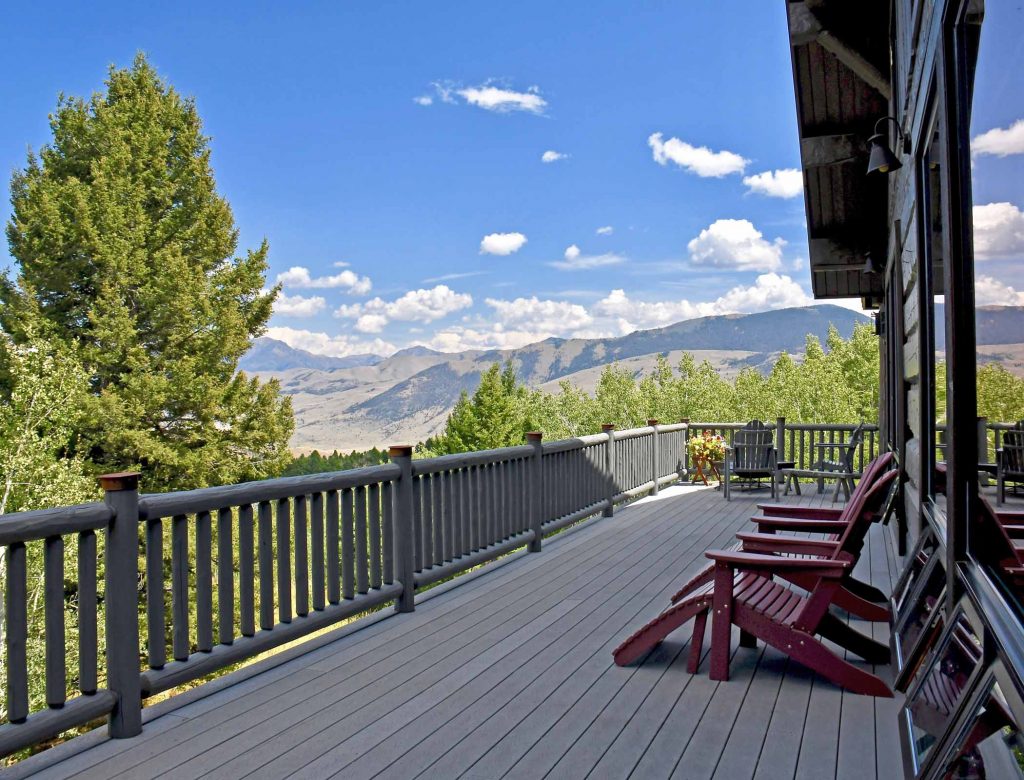 Eco Friendly Cabin Near Yellowstone National Park