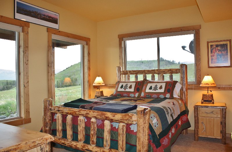 Mountain Sanctuary Emigrant Montana Home For Sale