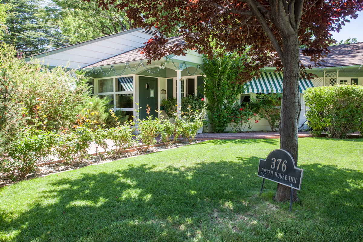 Bed and Breakfast for sale in California Mammoth Lakes Real Estate