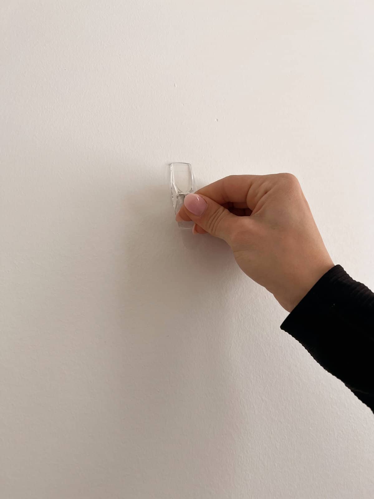 How to Hang a Balloon Garland or Arch