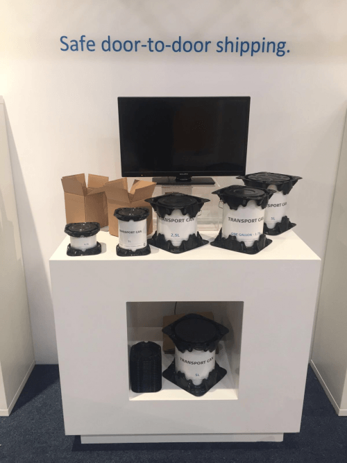 Hildering Trays for paint transport keeping a lid on it Traditional