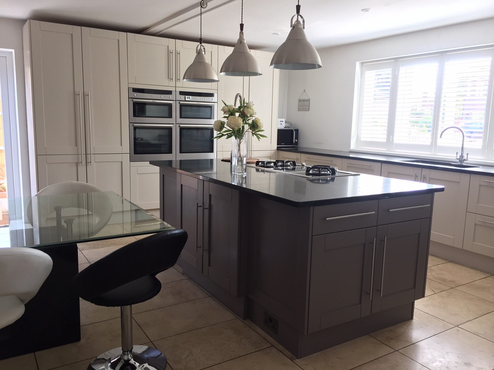 What is the best colour for a kitchen in Kent? Traditional Painter