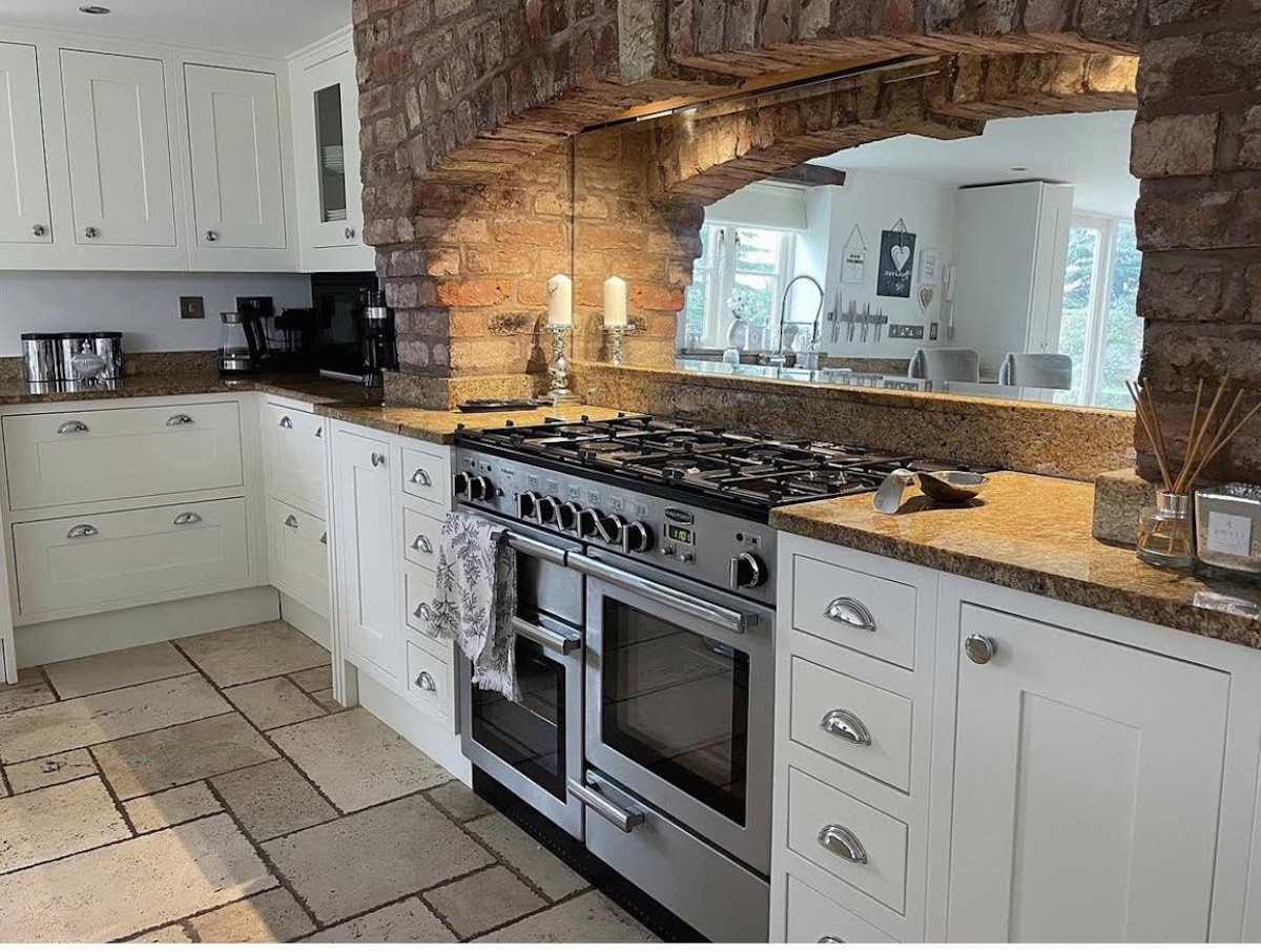Painted kitchen in Rossett in Wrexham Traditional Painter