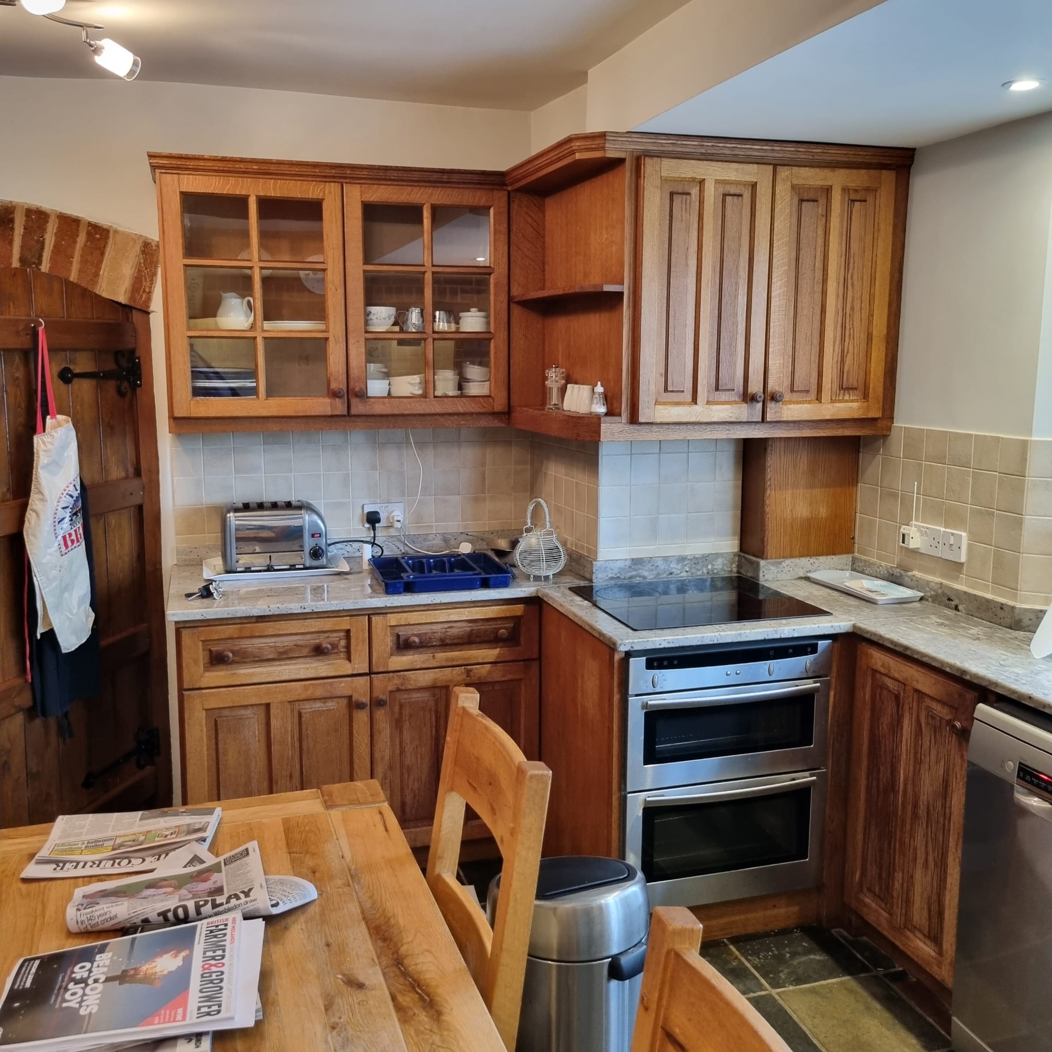 Hand painted kitchen in Worcestershire Traditional Painter Tel 0798