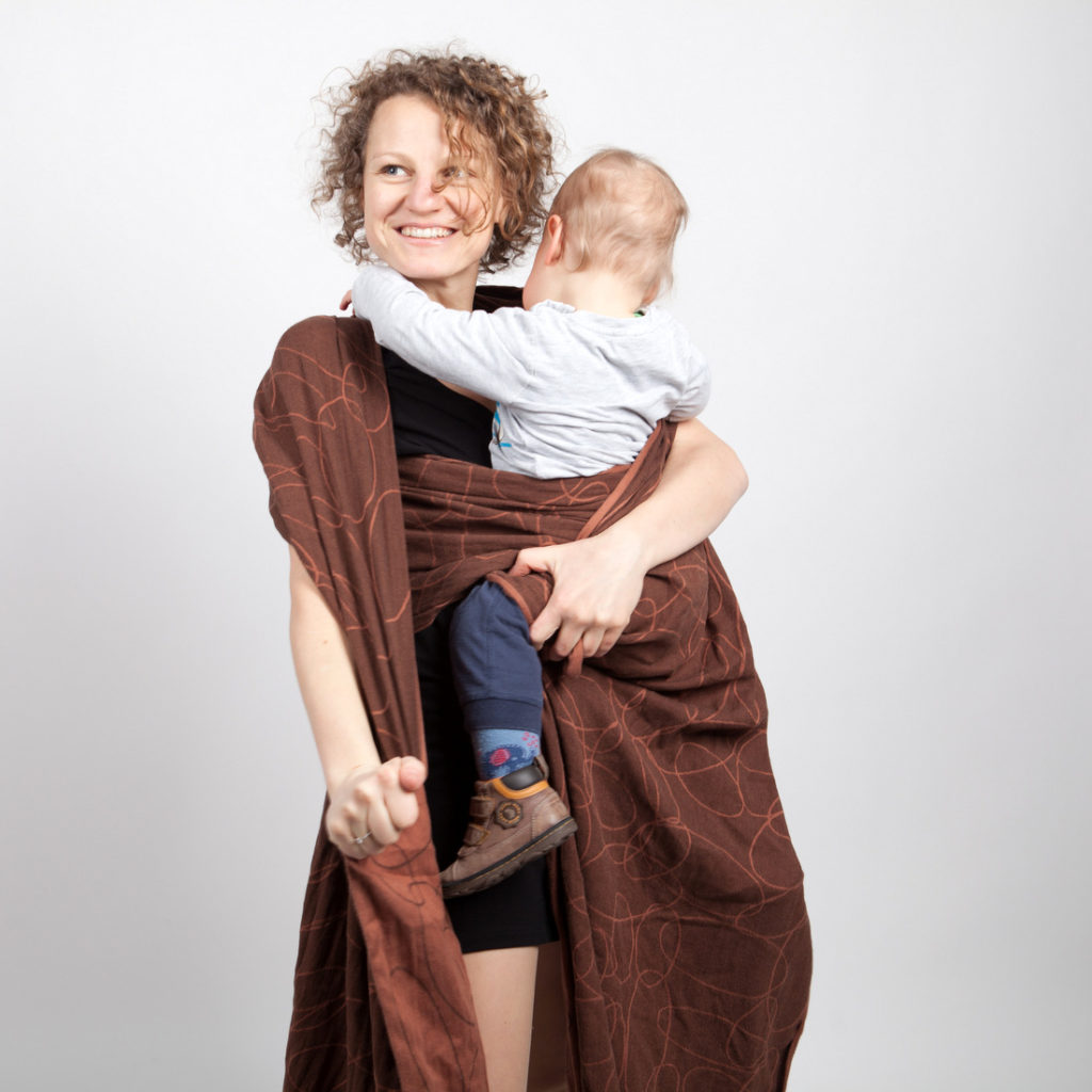 Baby richtig tragen Checkliste 2020
