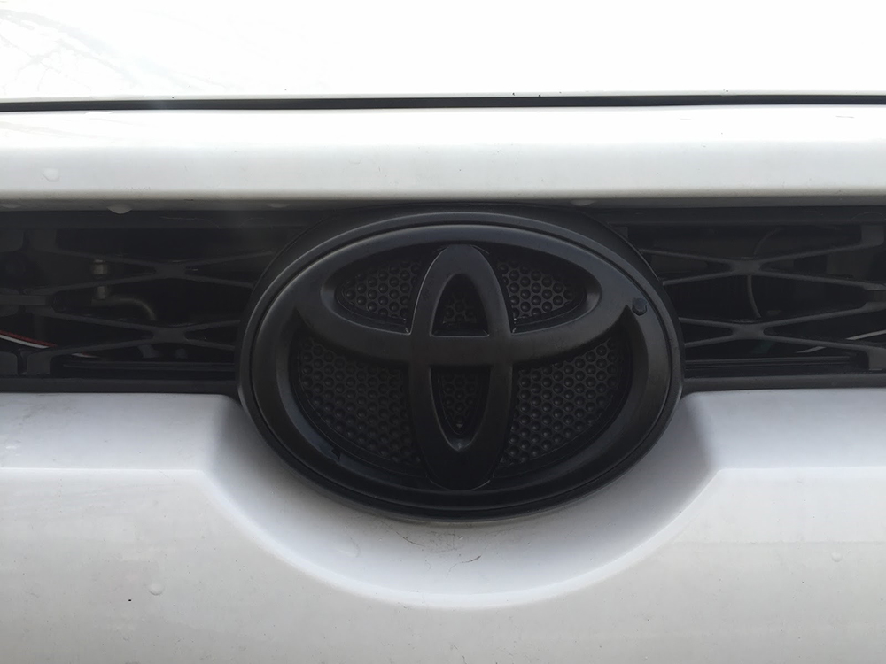 4Runner Blackout Emblems Vs. Plastidip on 5th Gen 4Runner