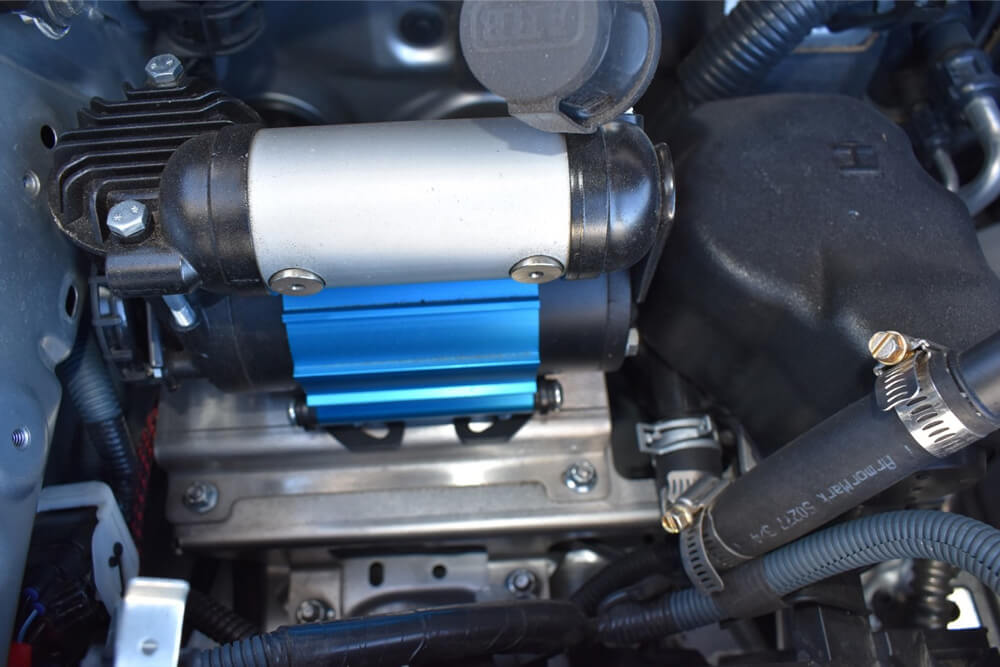 ARB Single Compressor with Shrockworks Bracket on 5th Gen 4Runner