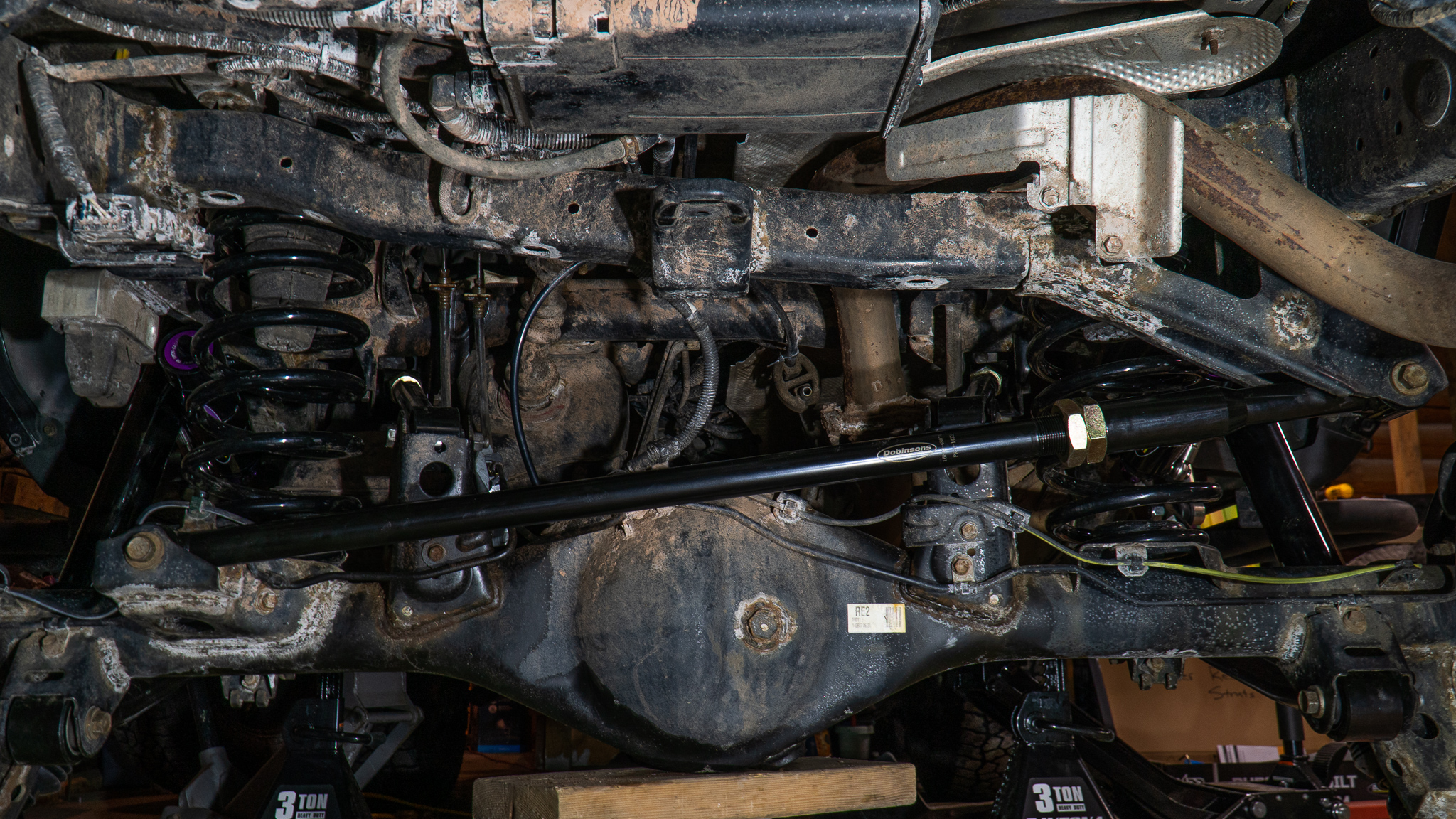 Adjusting Dobinsons Control Arms, End Links, and Panhard Bar