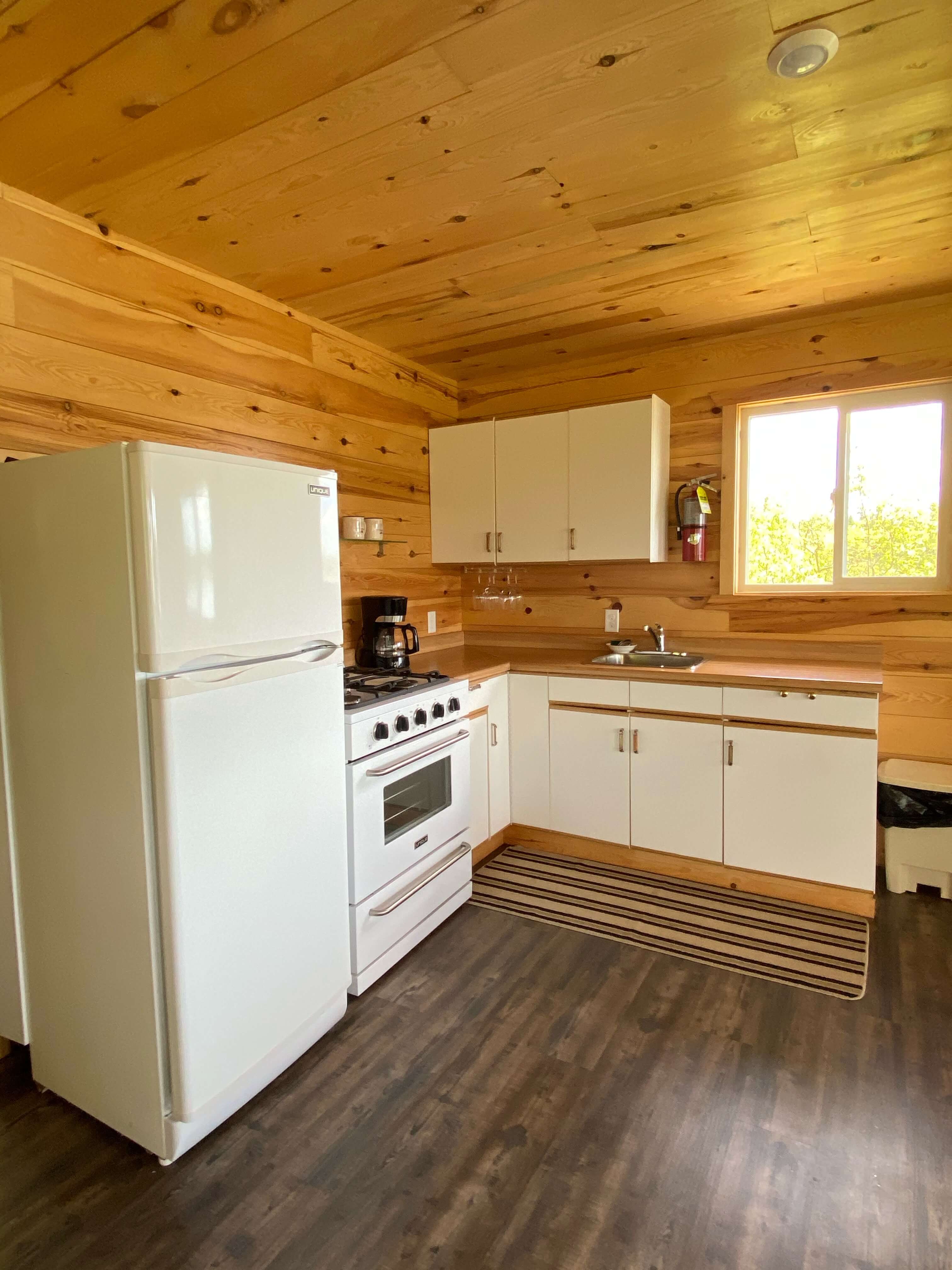 KENDALL POINT LODGE Trail End Camp And Outfitters