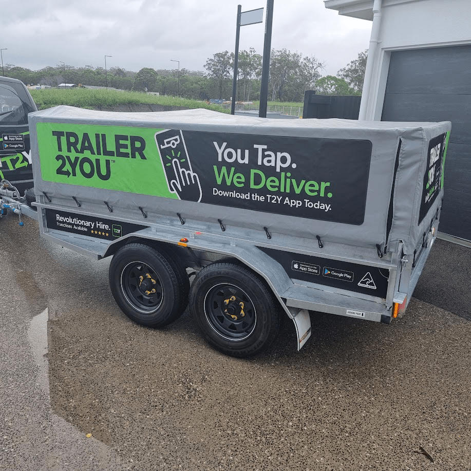 How covered trailer hire protects your load and meets your legal