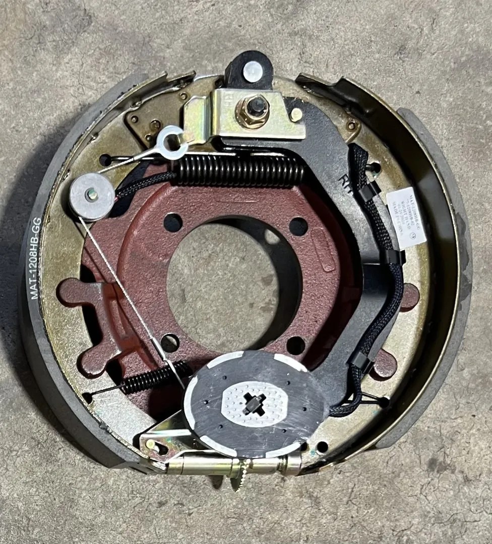 Right Hand 121/4″ x 21/2″; ELECTRIC NevRAdjust Brake Assembly 4