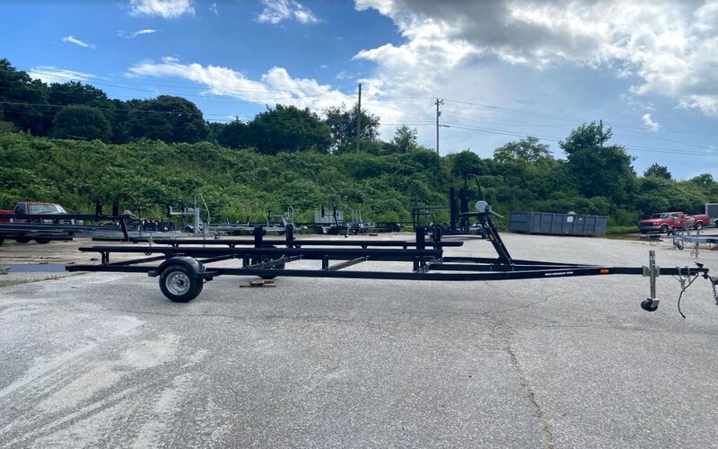 What’s the right size pontoon trailer for my boat? Trailers and Transport