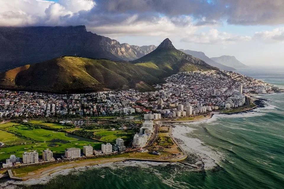 Book Flights to Cape Town and Embrace the Beauty