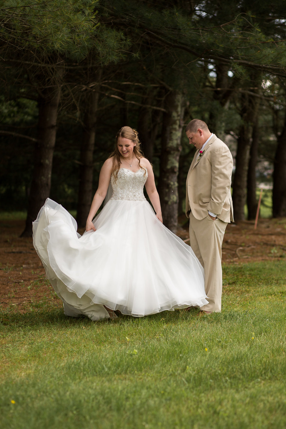 Sturbridge, MA Wedding Venue Barn at Wight Farm Trailing Twine