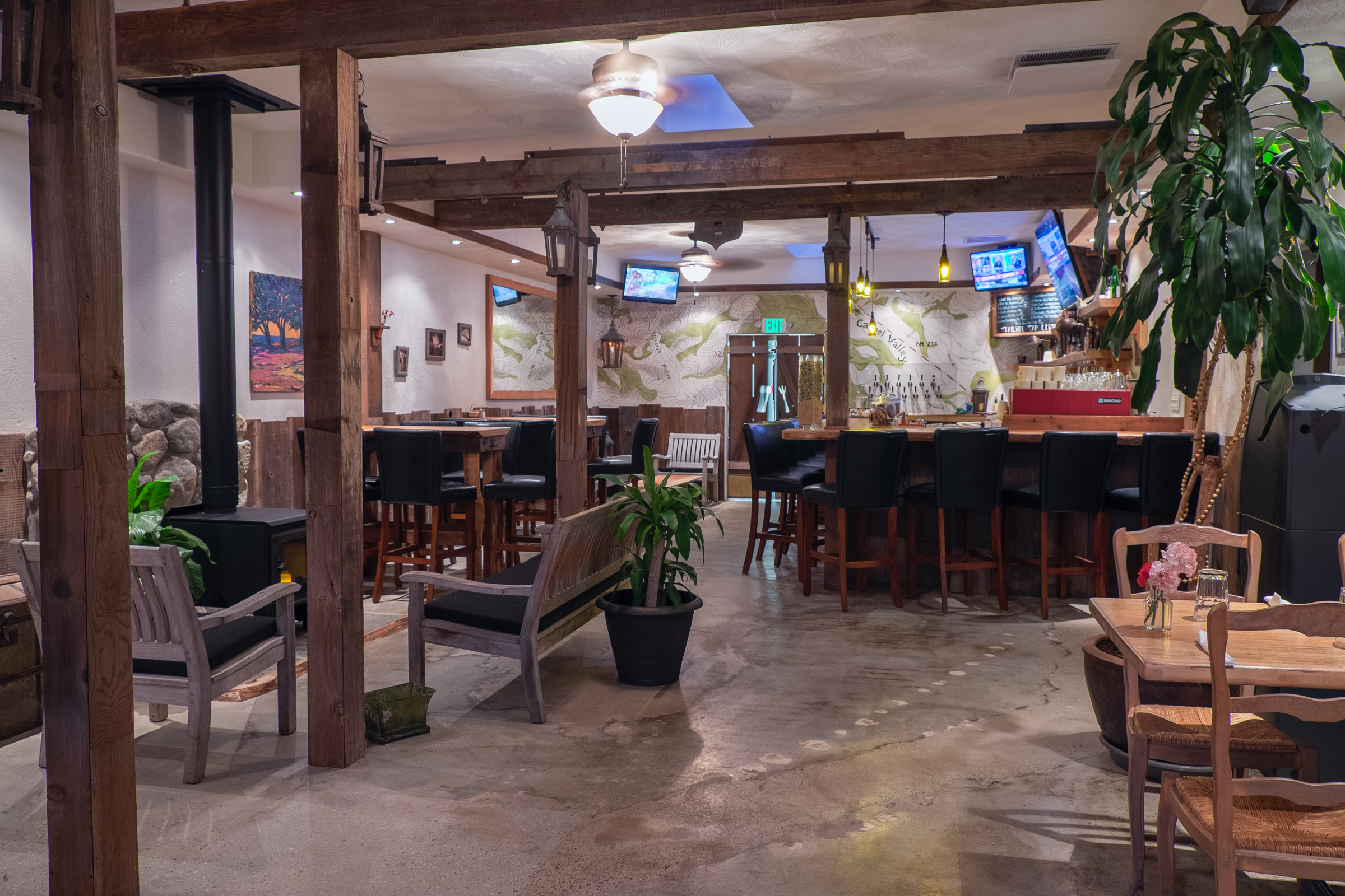 Trailside Cafe Restaurant in sunny Carmel Valley, CA