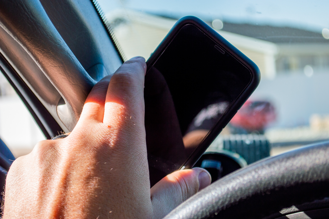 Quad Lock Wireless Charging Phone Mount for Toyota Review