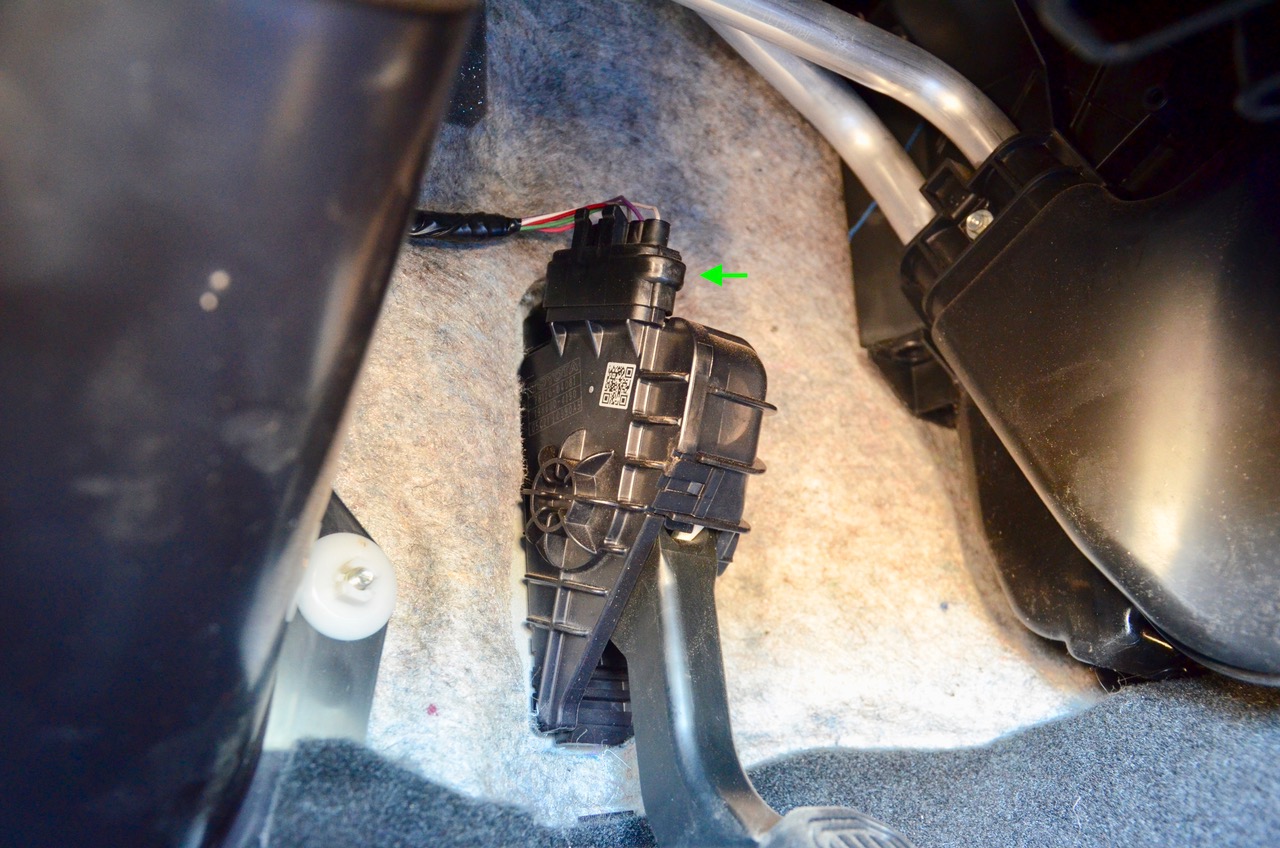 Pedal Box Throttle Response Controller Install & Review 3rd Gen