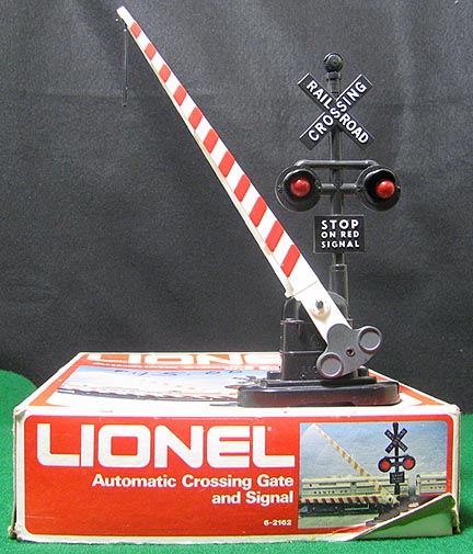 Lionel 0 262 AUTOMATIC CROSSING GATE & SIGNAL
