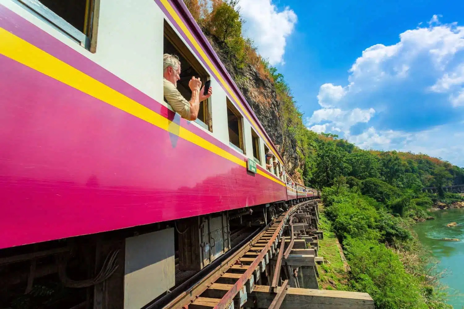 How do Trains Stop? Train Conductor HQ