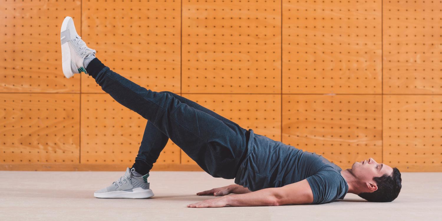 THE STRONG ENDURANCE ATHLETE (32 WEEKS) Training by Chris Lee CSCS