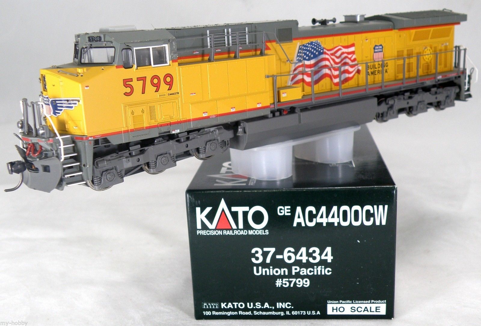 Kato 376434 HO Scale Union Pacific GE AC4400CW Diesel 5799