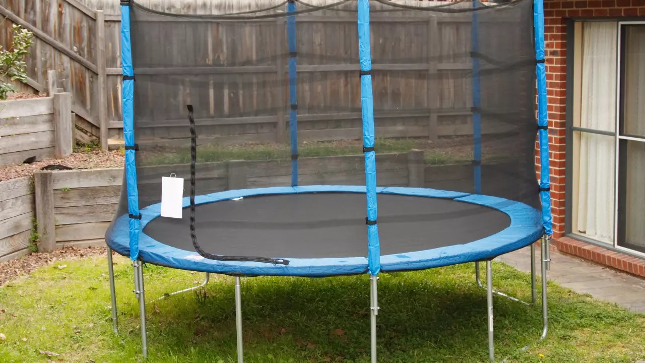 How To Disassemble A Trampoline [Quick & Easy Process]