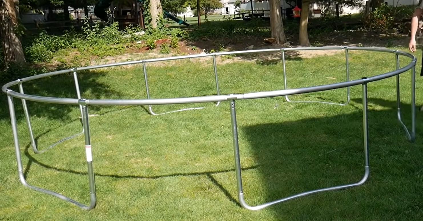 8 Steps on How to Put A Trampoline Together TrampolineMag
